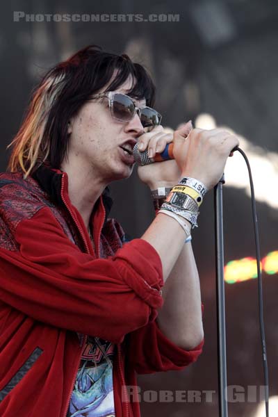 JULIAN CASABLANCAS - 2010-07-04 - BELFORT - Presqu'ile du Malsaucy - 